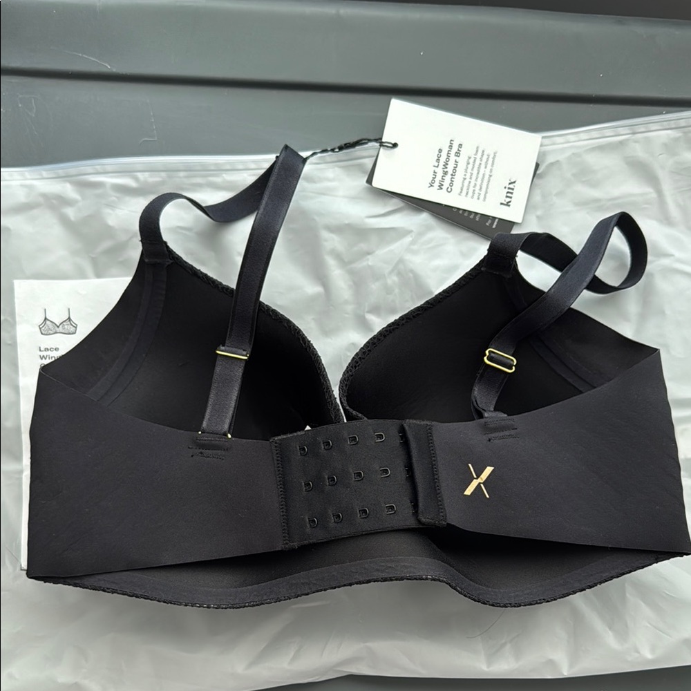 Knix WingWoman Lace Contour Bra Size 6 Black NWT - Picture 2 of 3